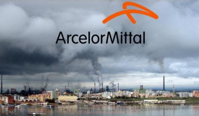 Conte: "ArcelorMittal non si chiama fuori per lo scudo penale, la verità è che vuole 5mila esuberi"