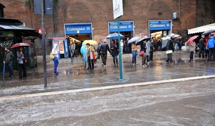Roma nel caos per il nubifragio, ecco le strade da evitare