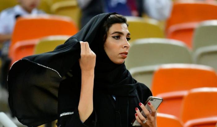 Una donna saudita allo stadio
