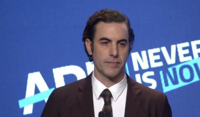 Sacha Baron Cohen attacca Zuckerberg: "Hitler avrebbe usato Facebook per la propaganda nazista"