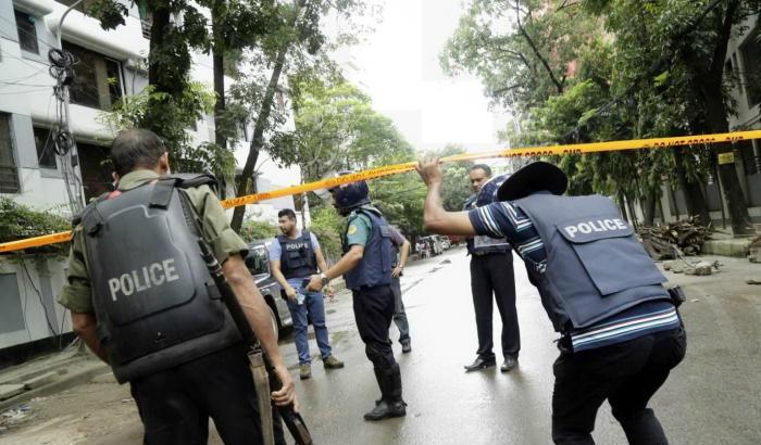 Strage di italiani a Dacca, pena di morte per sette persone