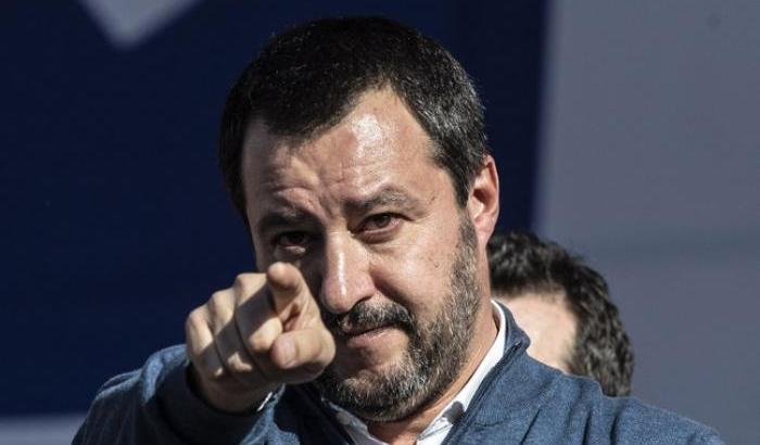 L'accusa del Tribunale dei ministri di Catania: "Salvini abusò dei suoi poteri"