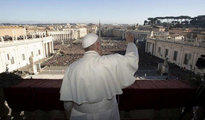 L'orda fascio-sovranista contro il Papa anche a Natale: "Pensa ai musulmani e non a Cristo"