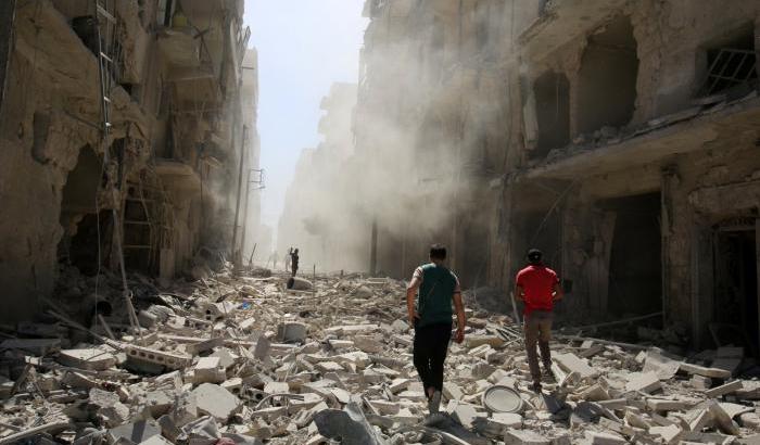 Bombardamenti ad Aleppo