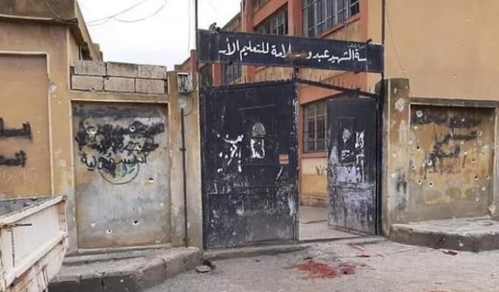 Bombe in Siria su una scuola a Idlib: 8 morti e tra loro 4 bambini