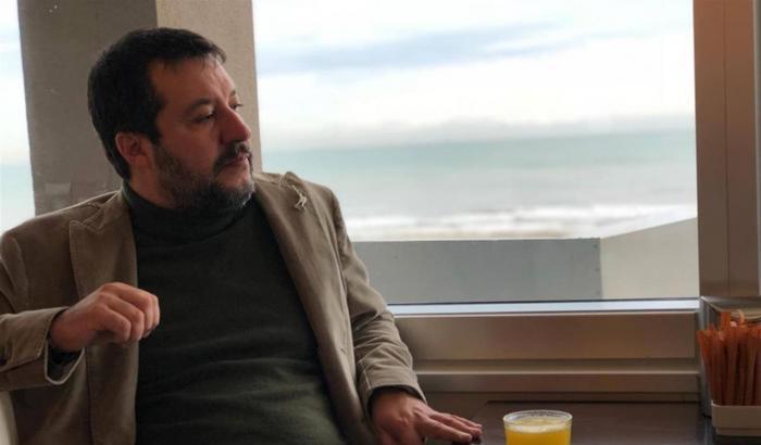 00054E48-salvini Salvini