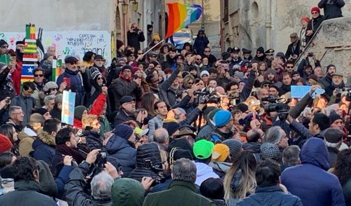 Mimmo Lucano: "Le Sardine sono come me e contro i seminatori odio"