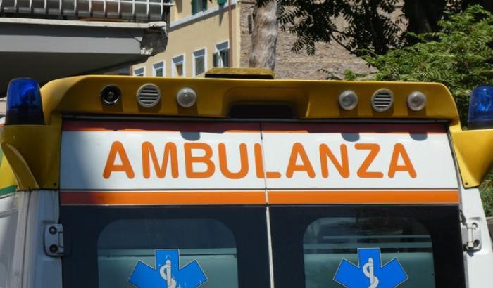 00054ED0-ambulanza Ambulanza
