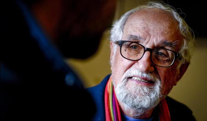 Padre Zanotelli, il missionario cristiano della pace e della fratellanza