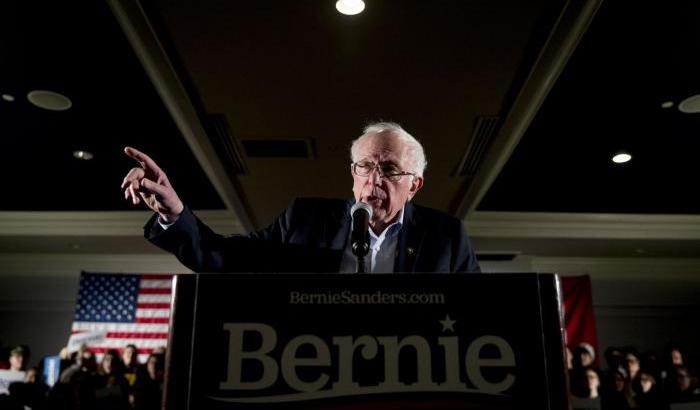 Sondaggi: Sanders in testa tra i democratici, poco dietro Biden