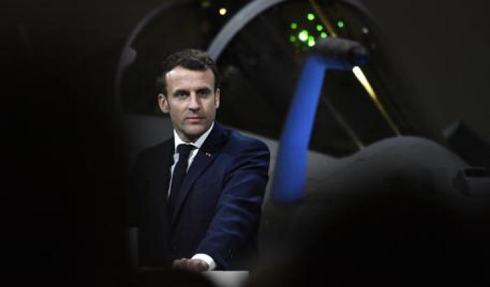 Macron ora è preoccupato, in quarantena il suo capo di gabinetto: 