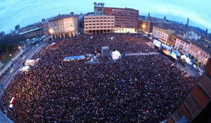 Un trionfo la 'Woodstock' delle Sardine: oltre 40 mila al concerto