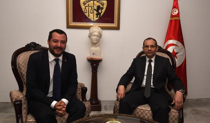 Il 'citofonatore' Salvini rischia di finire nella lista delle persone non grate in Tunisia