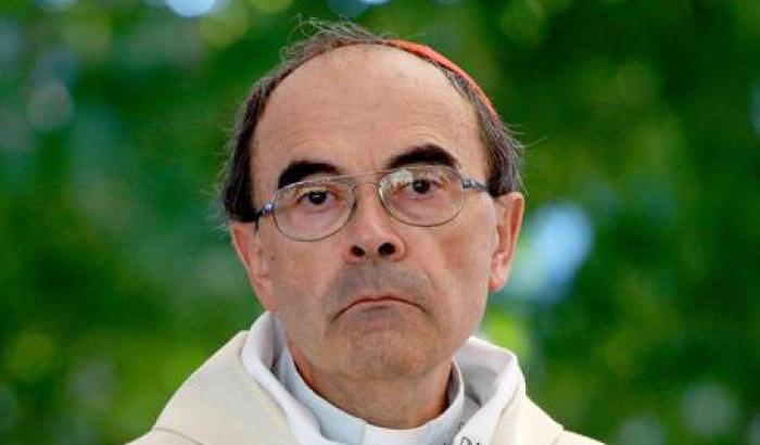 Il cardinal Barbarin assolto in Francia: era accusato di aver coperto decine di casi di pedofilia