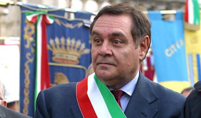 Mastella si dimette da sindaco di Benevento e attacca i 'traditori': "Io sono nella storia d'Italia"
