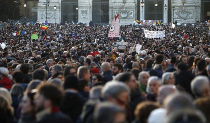 Al via il crowdfunding delle Sardine per la manifestazione di Roma