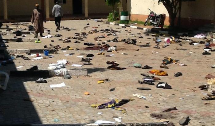 Sangue in Nigeria, 30 morti in un attacco jihadista, donne e bambini rapiti