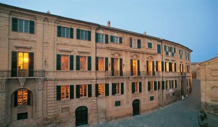 La casa "ove abitò fanciullo" Giacomo Leopardi è stata aperta al pubblico