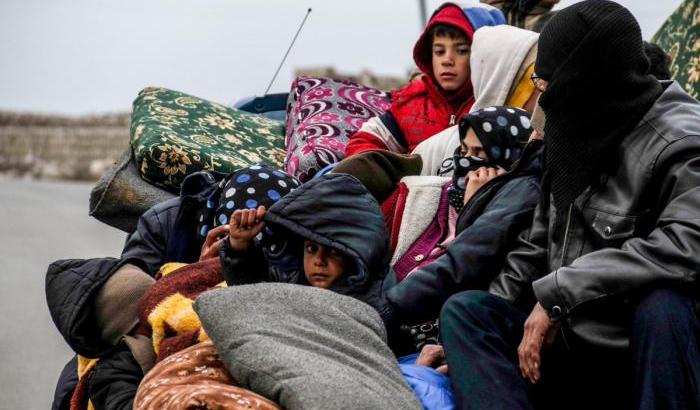 Il dramma dei profughi in Siria: 875 mila sfollati in un'area rimasta priva di ospedali