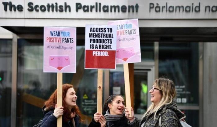 La Scozia sarà il primo paese al mondo a fornire alle donne assorbenti gratuiti