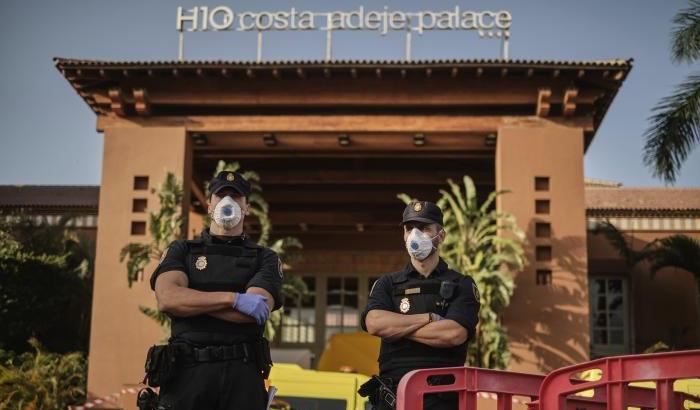 Polizia spagnola a Tenerife