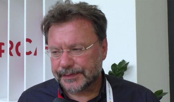 Coronavirus, il virologo Rizzardini: "C'è un solo modo per limitare i contagi: state a casa"