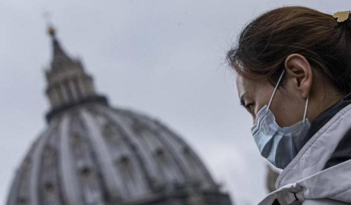 Il Coronavirus arriva anche in Vaticano: stretta sugli eventi per contenere l'infezione