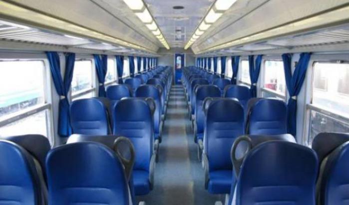 Psicosi al Nord: tossisce in treno: i passeggeri fanno fermare il convoglio