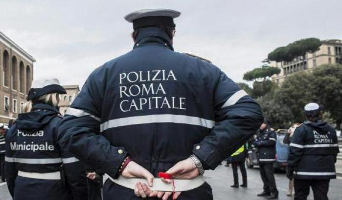 La denuncia dei vigili urbani di Roma: "Costretti a operare senza le precauzioni del coronavirus"
