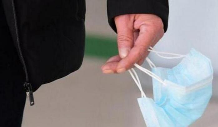 Mascherine vendute a costi esorbitanti: la Finanza sequestra uno stock in una farmacia di Guidonia