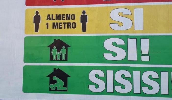 "State a casa e fate sesso": il cartello scatena l'ira del sindaco di Borgosesia
