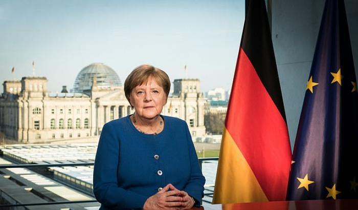 Angela Merkel parla alla Germania: "È la crisi più grave dalla Seconda Guerra Mondiale"