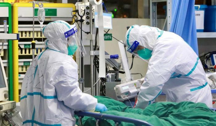 Coronavirus, contagi in calo; Gallera: "C'&egrave; luce in fondo al tunnel"