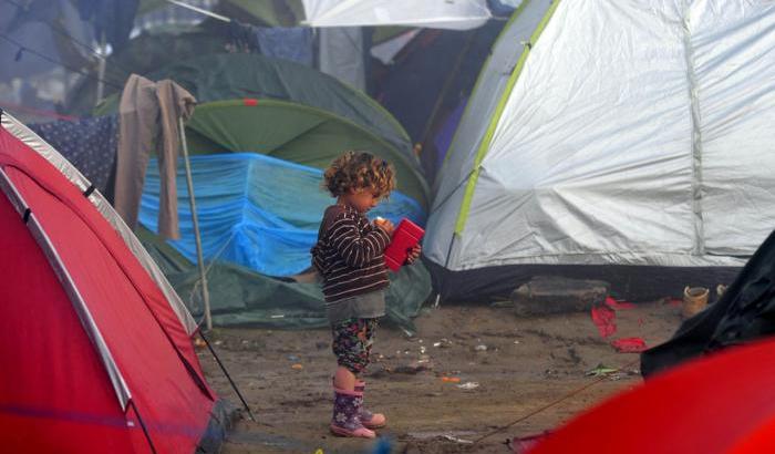 Migranti, lavoratori stranieri, no ai ghetti: il mondo solidale ai tempi del Coronavirus