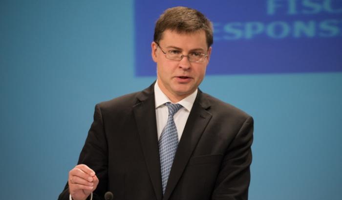 In Europa un passo avanti e due indietro, Dombrovskis: "Il Mes va usato"