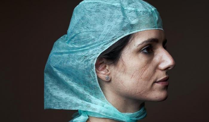 Claudia, anestesista a Bergamo: "Quando riaprono gli occhi è una gioia enorme"
