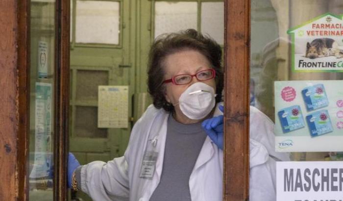 00055EF8-mascherine Mascherine