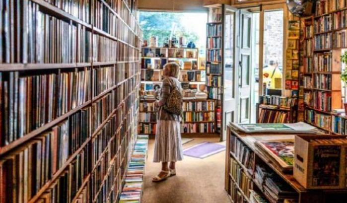 00056063-librerie-aperte Librerie aperte