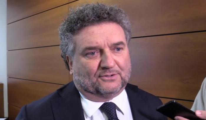 L'assessore fa un audio di insulti contro Conte: "Pezzo di m... se viene in Lombardia gliene danno"