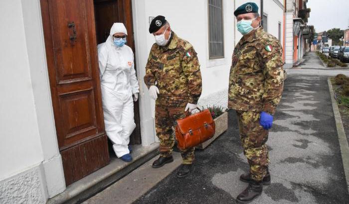 L'attacco del Pd: "Il ministro della Salute commissari la gestione delle Case di riposo nel Veneto"