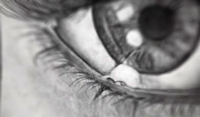 La scoperta dello Spallanzani: "Virus attivo nelle lacrime oculari anche quando il paziente guarito risulta negativo"