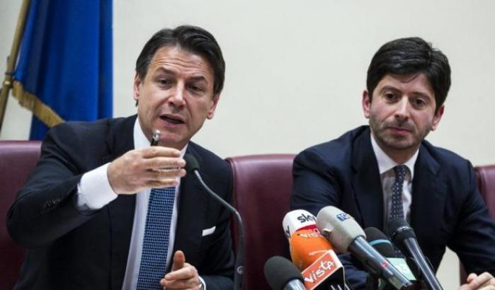 Speranza firma il decreto sul monitoraggio del Covid-19: tre indicatori