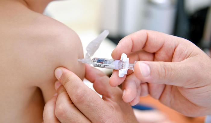 L'allarme dell'Oms: "Se calano le coperture vaccinali altre pandemie in agguato"
