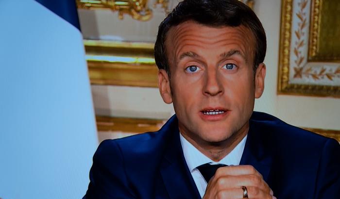 00056441-macron Macron