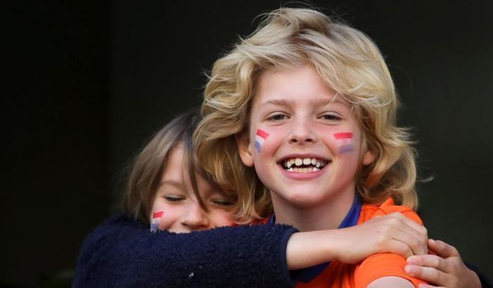 0005648B-bambini Bambini