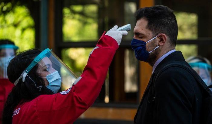 Coronavirus, oltre tre milioni e mezzo di contagiati in tutto il mondo