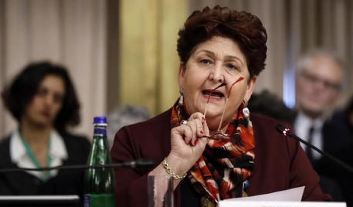 La Ministra Bellanova: "Le parole di Morra su Santelli inaccettabili e vergognose"