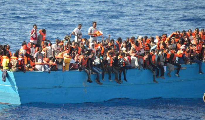 La deputata siciliana di destra: "Il Covid arriva dal mare con i migranti"