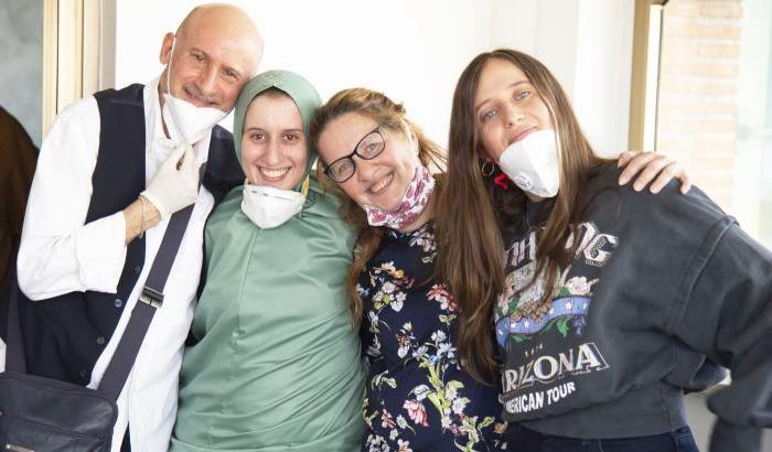 Il parroco difende Silvia Romano dall'onda di odio: "Rispetto per ci&ograve; che ha vissuto e le sue scelte"