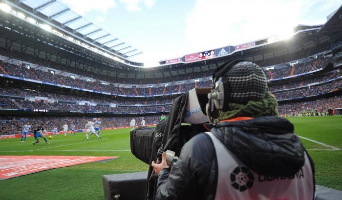 Cameramen durante una partita di Liga (foto di Calcio e Finanza)